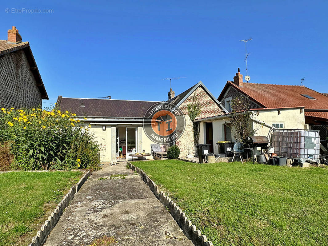 Maison à CHARMES