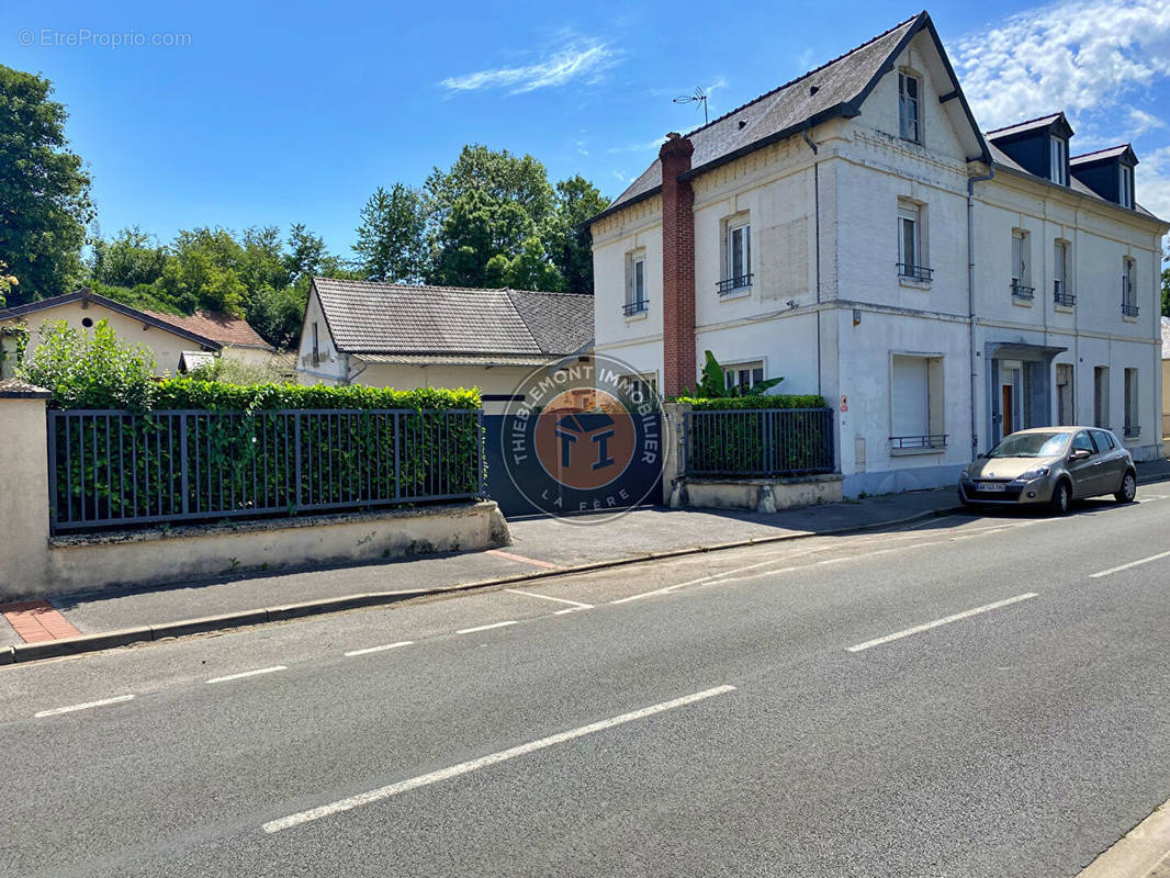 Maison à CHARMES