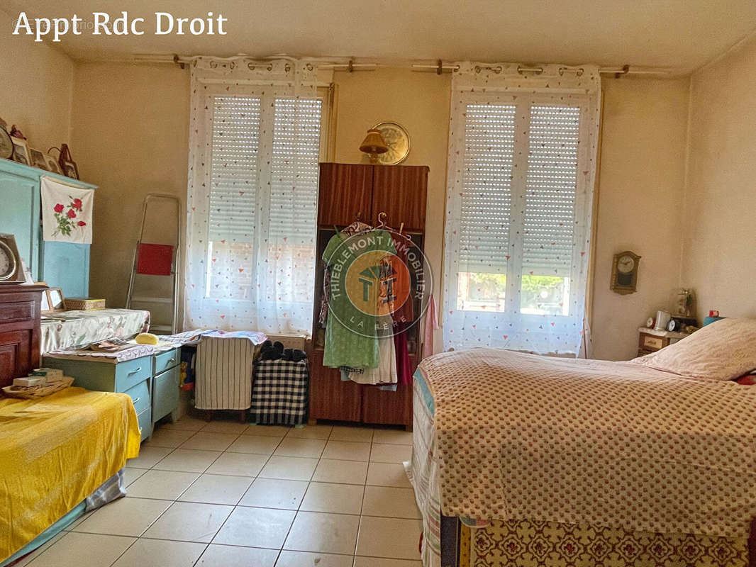 Appartement à LA FERE