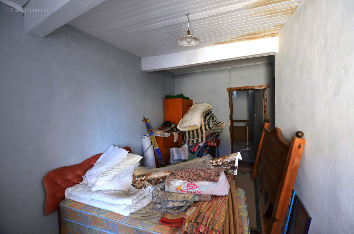 11 - Chambre-Bedroom 2-2 - Maison à VALENCE-SUR-BAISE