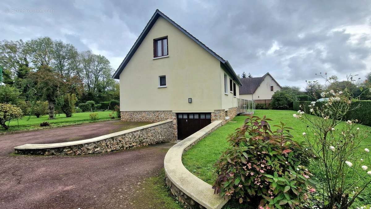 Maison à THIBERVILLE