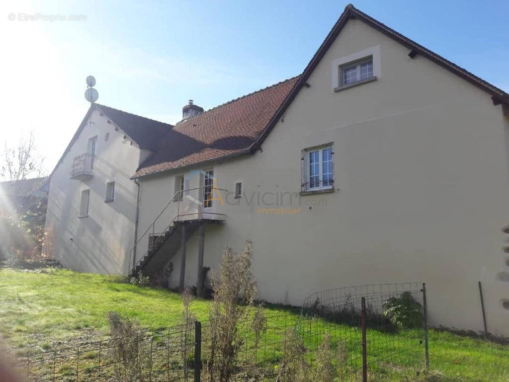 Maison à COURTENAY