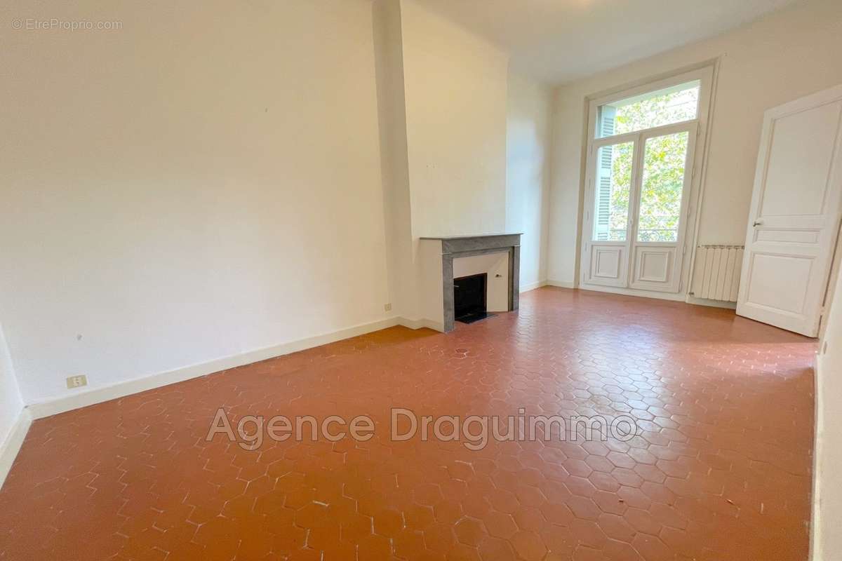 Appartement à DRAGUIGNAN