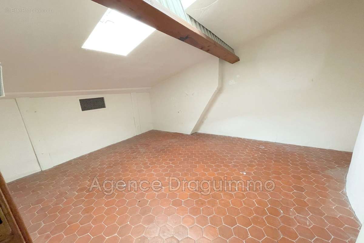 Appartement à DRAGUIGNAN