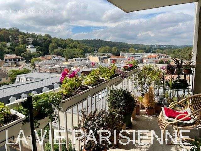 Appartement à BOUGIVAL