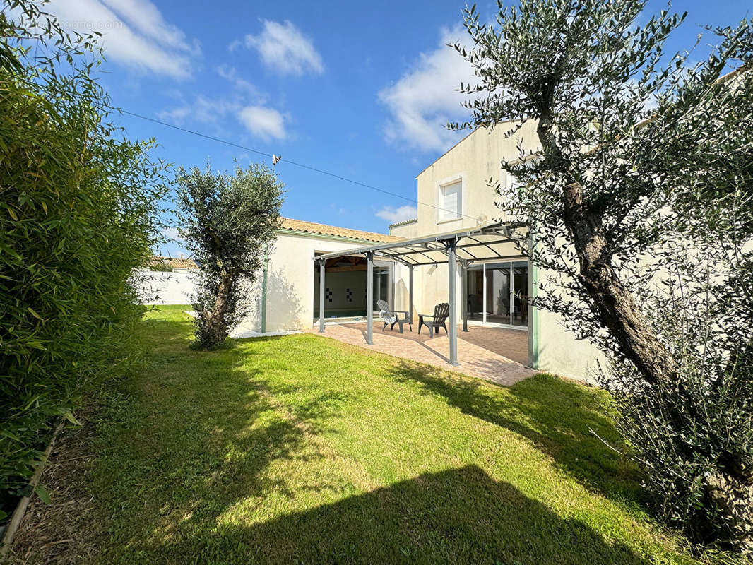 Maison à SAINT-CHRISTOPHE