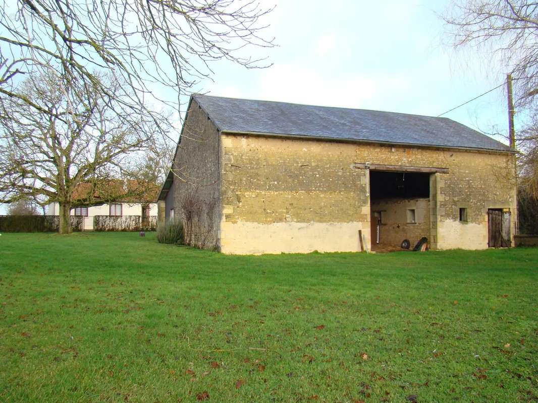 Maison à MAGNE