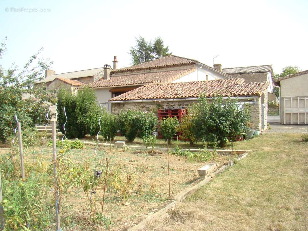 Maison à PAYROUX