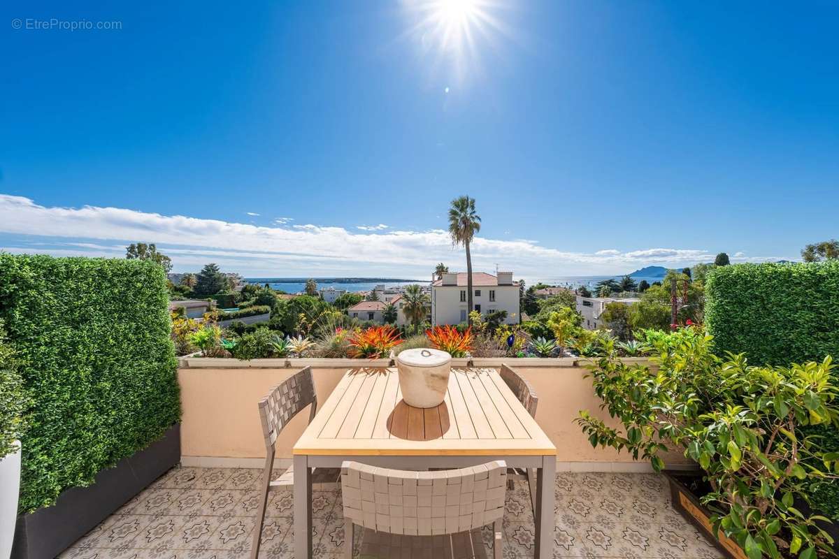 Appartement à CANNES