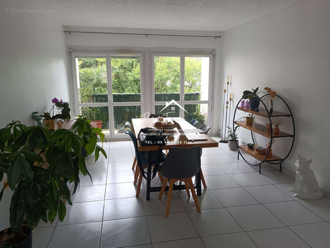 Espace de vie  - Appartement à CHATELLERAULT