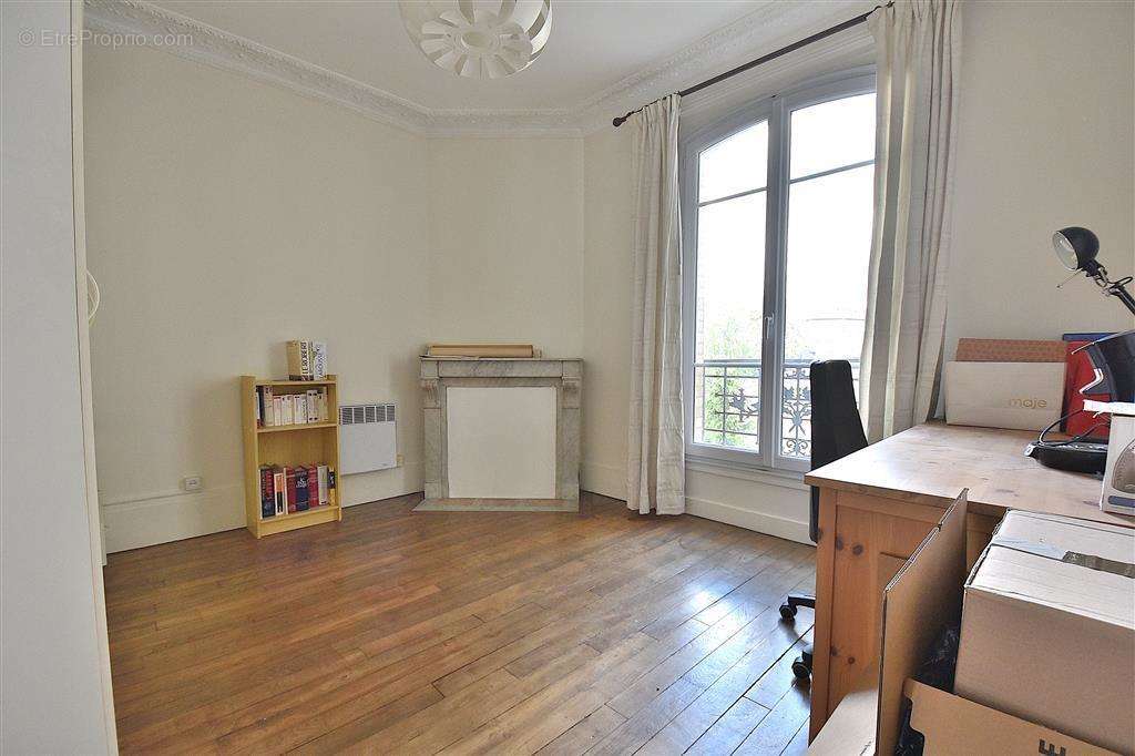 Appartement à SAINT-MAUR-DES-FOSSES