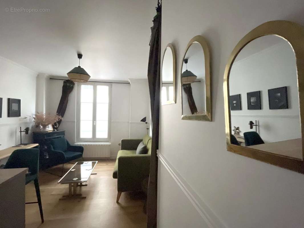 Appartement à LEVALLOIS-PERRET