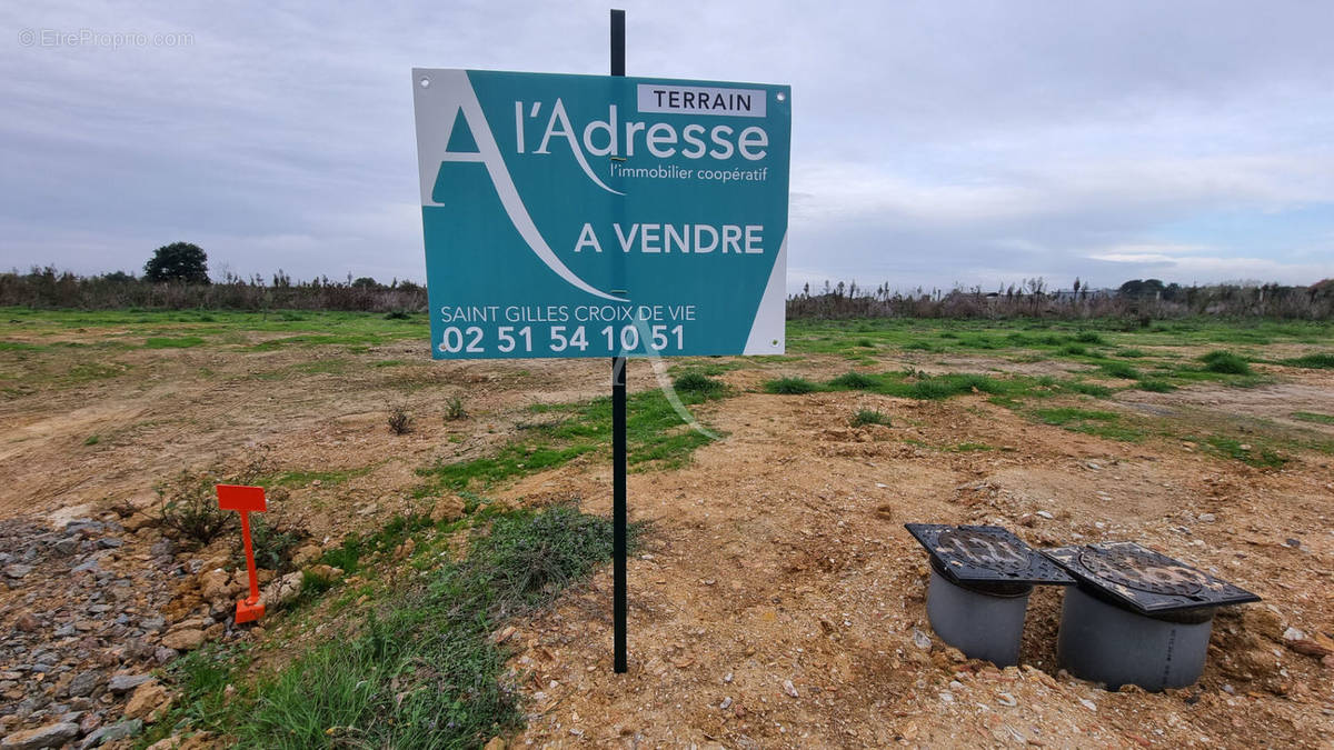 Terrain à L&#039;AIGUILLON-SUR-VIE