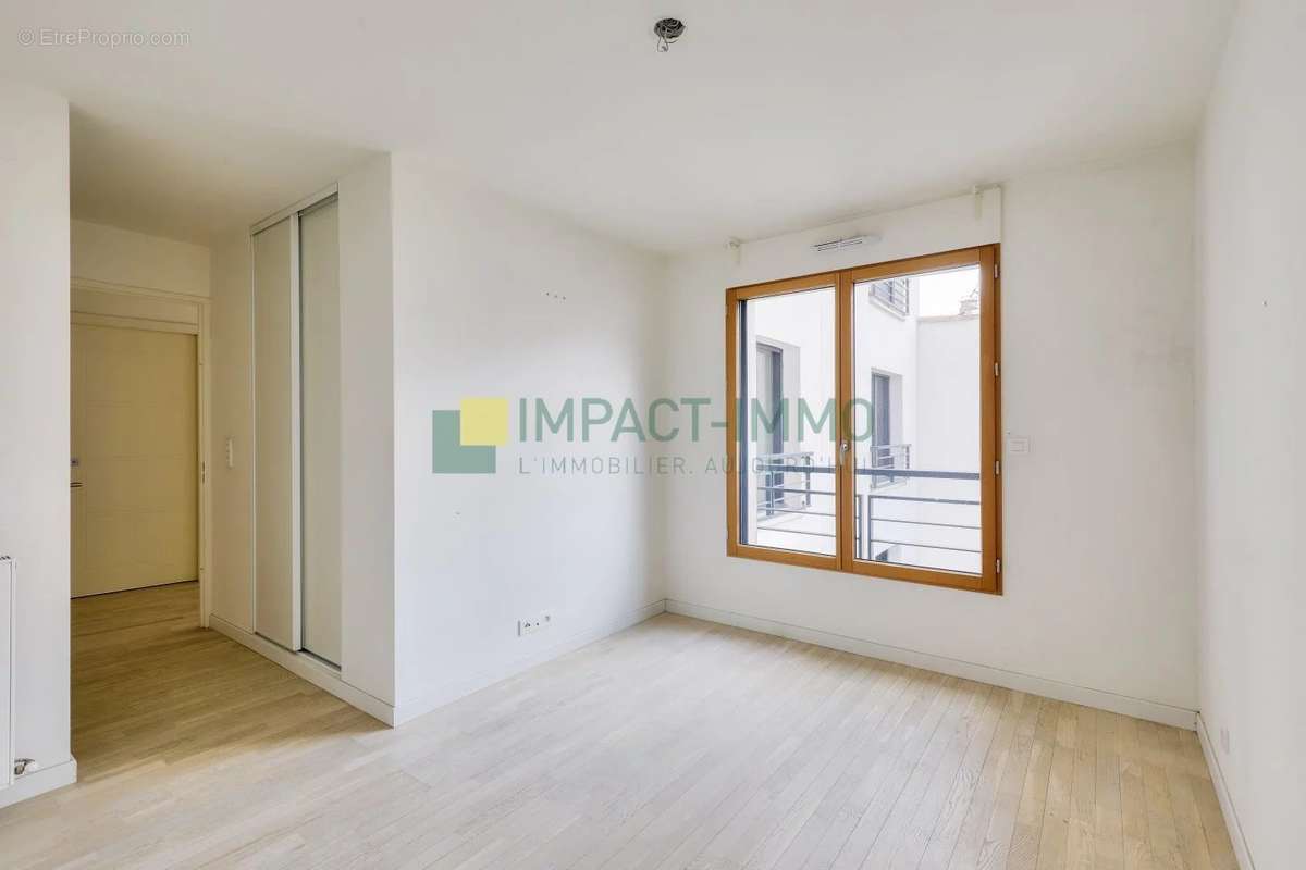 Appartement à ASNIERES-SUR-SEINE