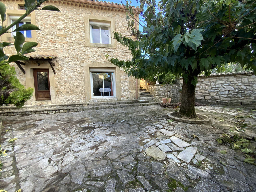 Maison à UZES