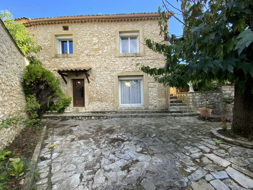 Maison à UZES