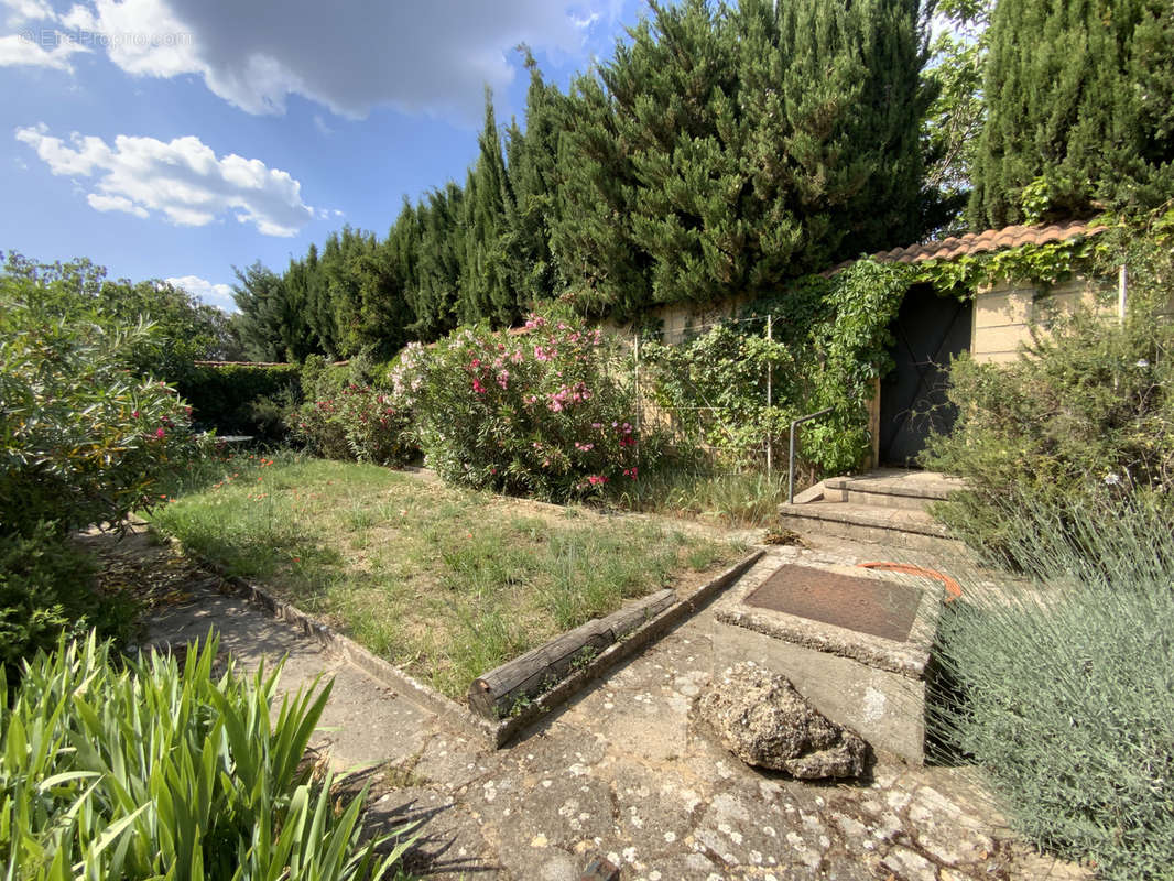 Maison à UZES