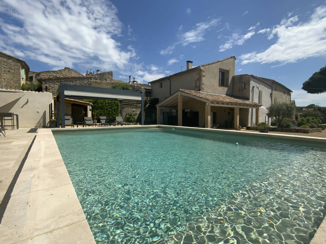 Maison à UZES