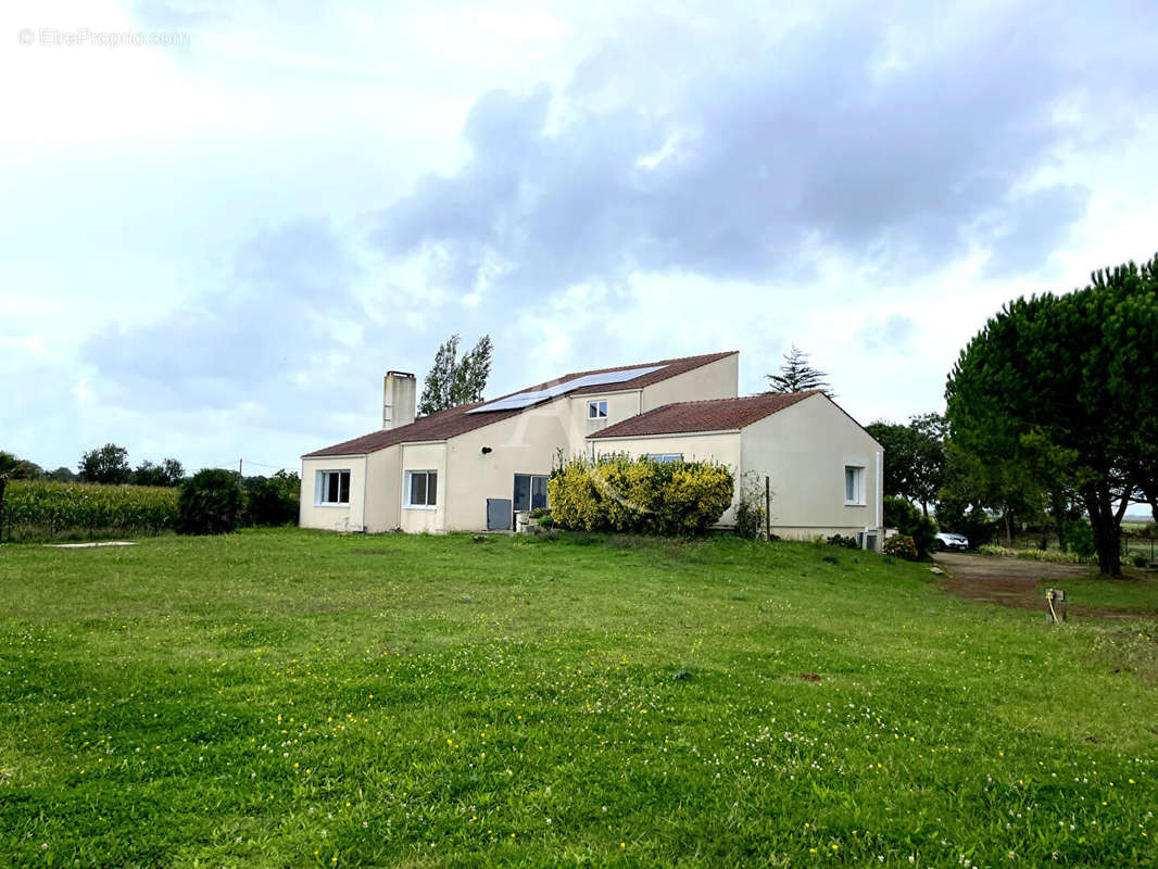 Maison à LA JONCHERE