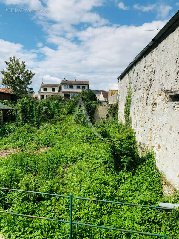 Maison à CREGY-LES-MEAUX