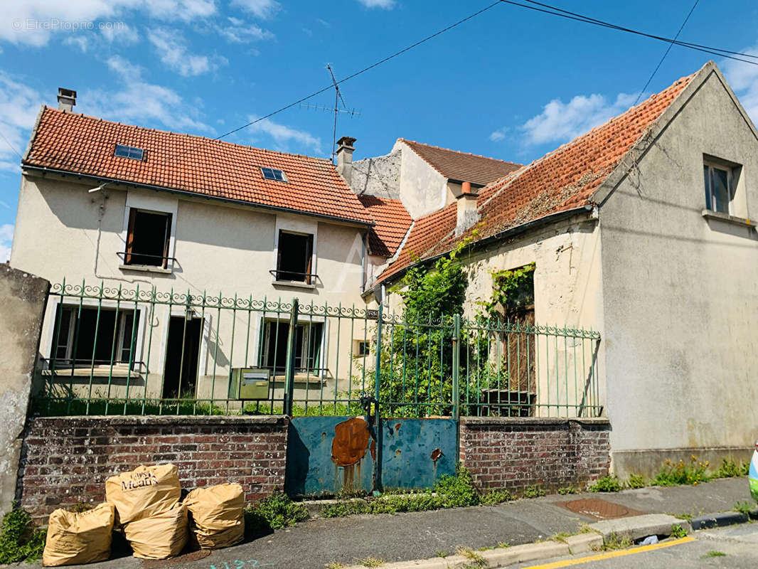 Maison à CREGY-LES-MEAUX