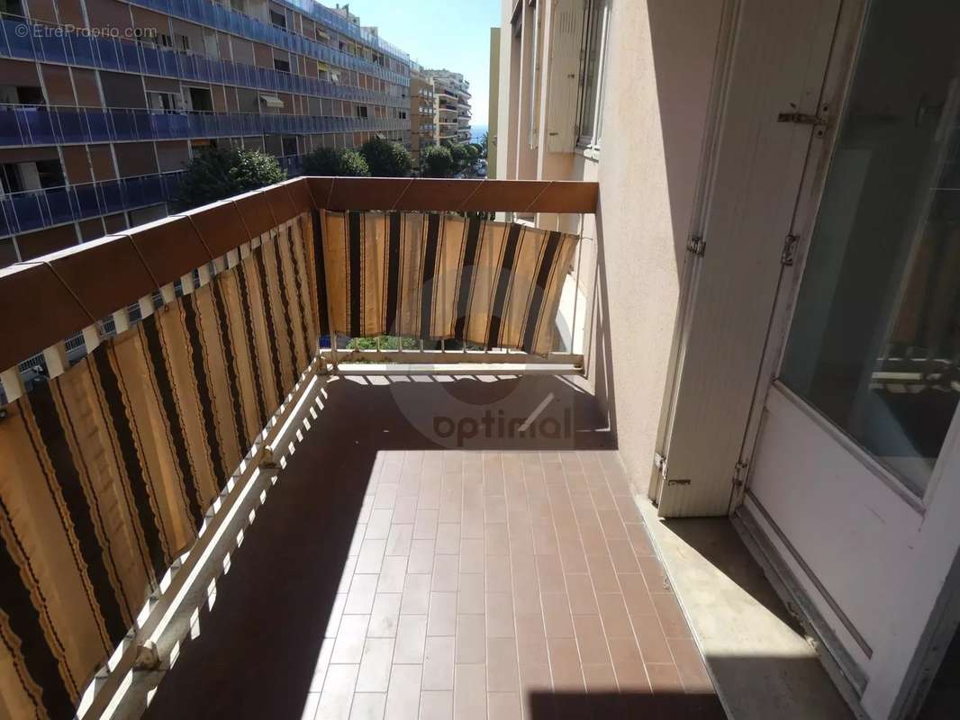 Appartement à ROQUEBRUNE-CAP-MARTIN