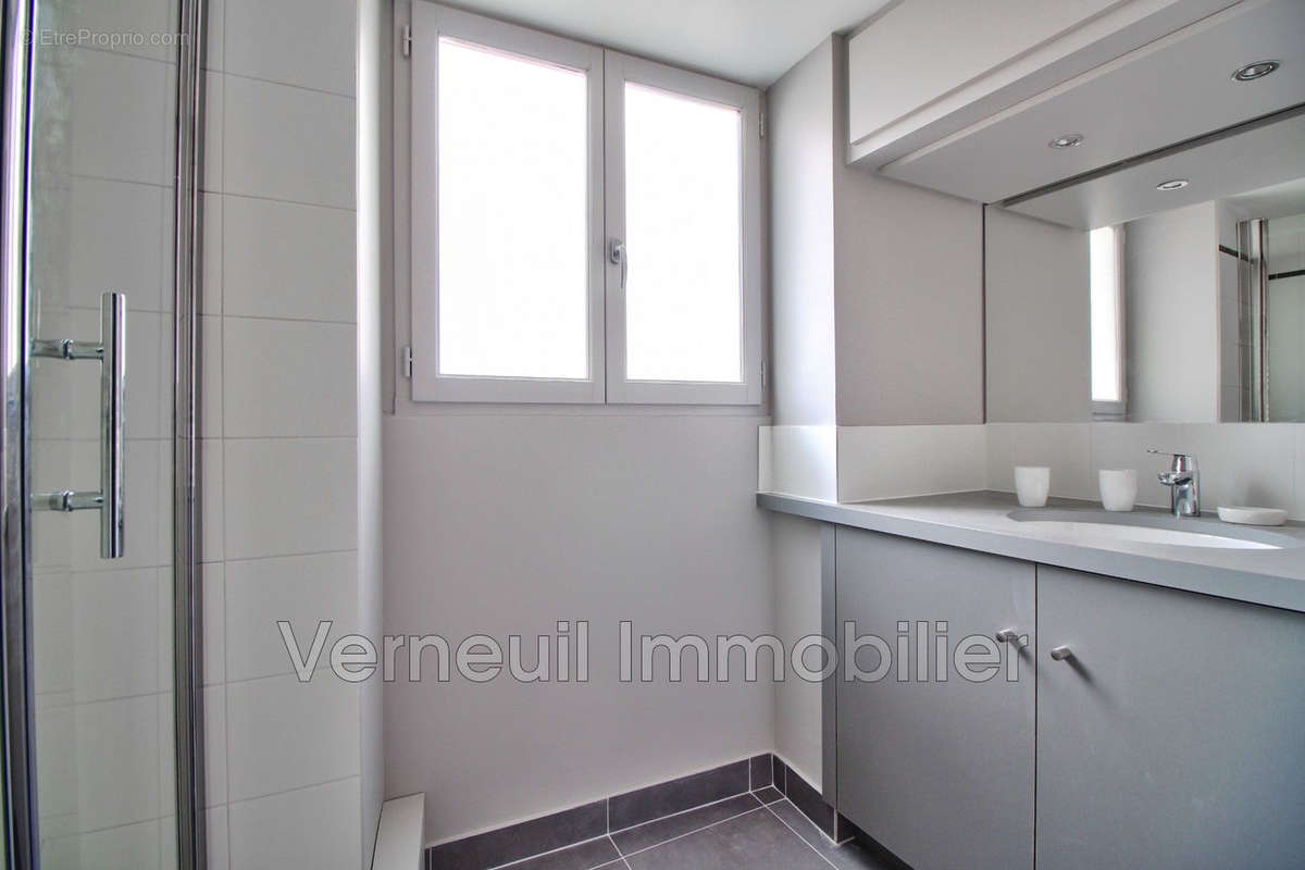 Appartement à PARIS-7E