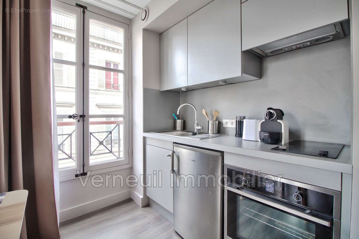 Appartement à PARIS-7E