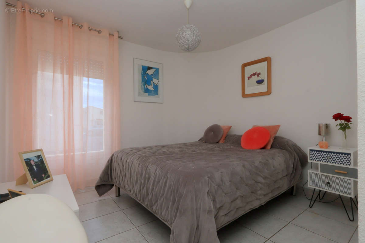 Appartement à MAUGUIO