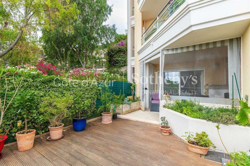 Appartement à ROQUEBRUNE-CAP-MARTIN