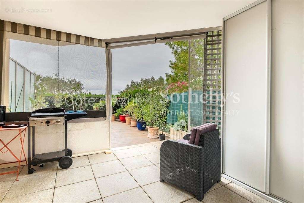 Appartement à ROQUEBRUNE-CAP-MARTIN