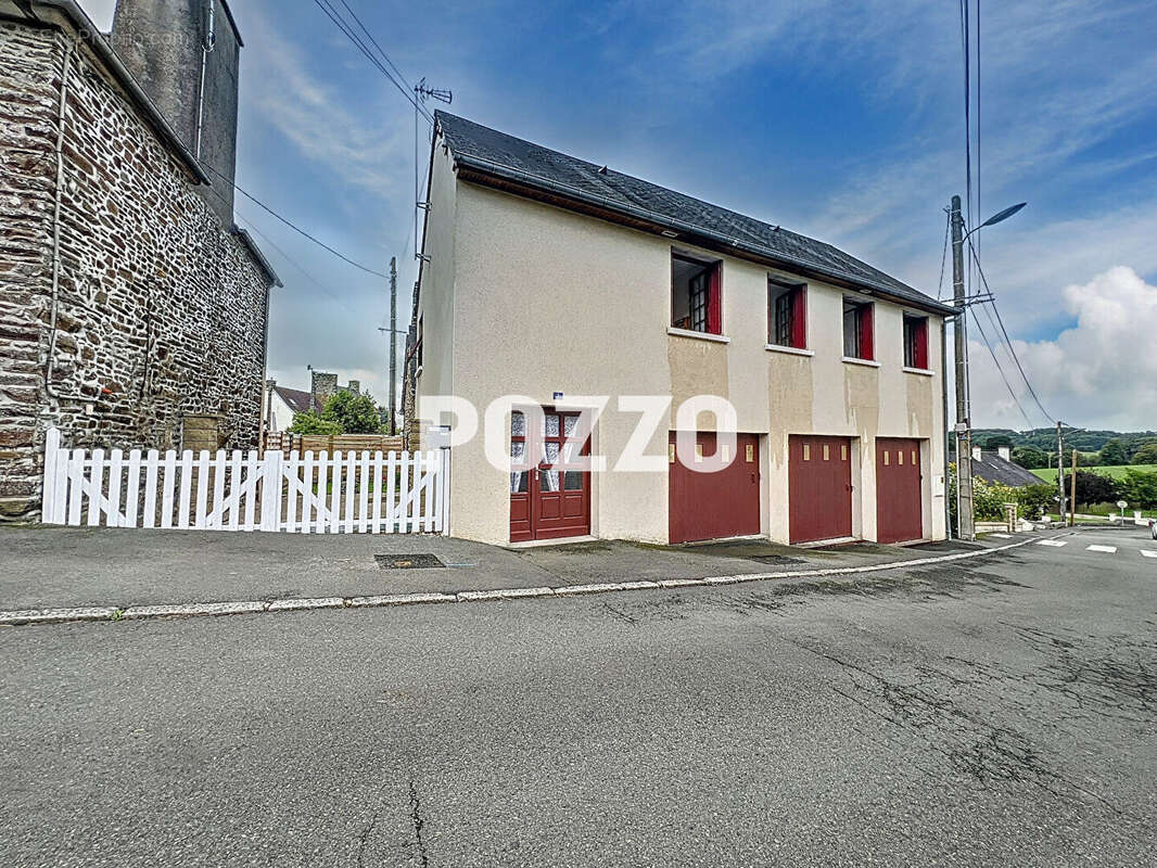 Maison à FOUGEROLLES-DU-PLESSIS