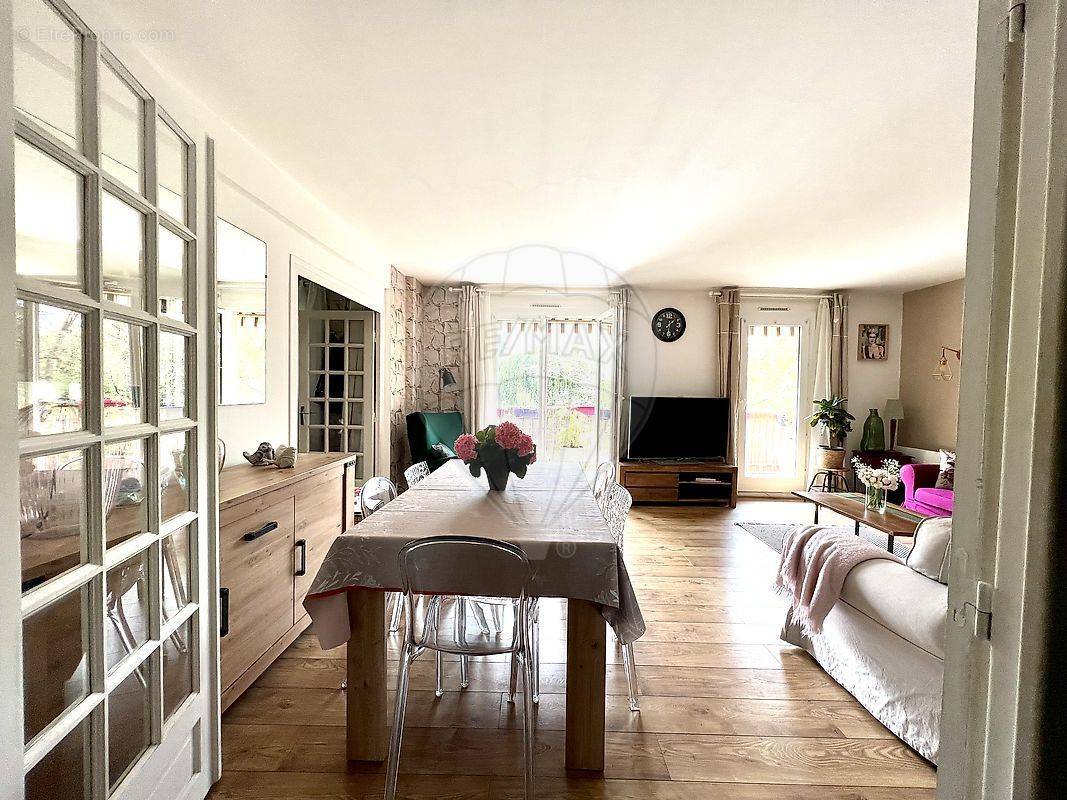 Appartement à VILLEFRANCHE-SUR-SAONE