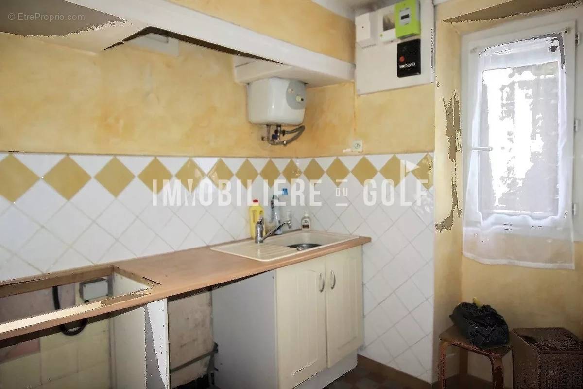 Appartement à MARSEILLE-11E