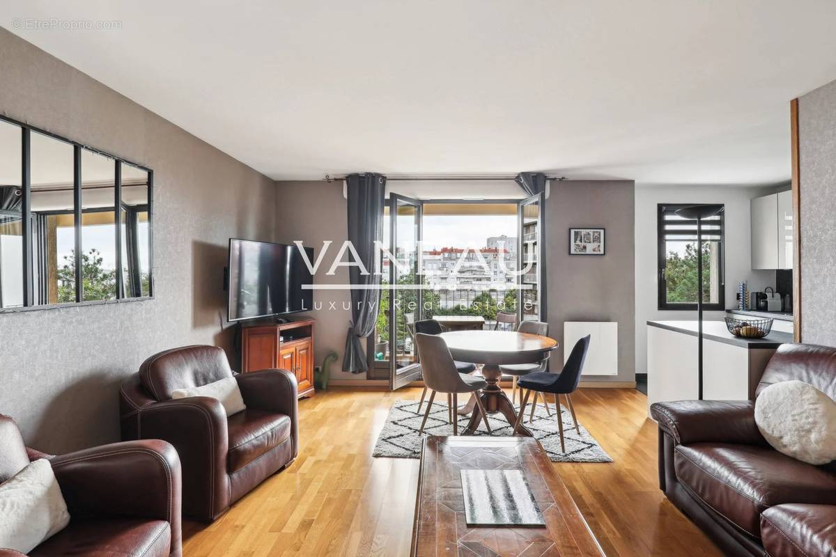 Appartement à AUBERVILLIERS