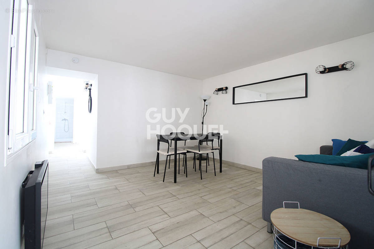 Appartement à OZOIR-LA-FERRIERE