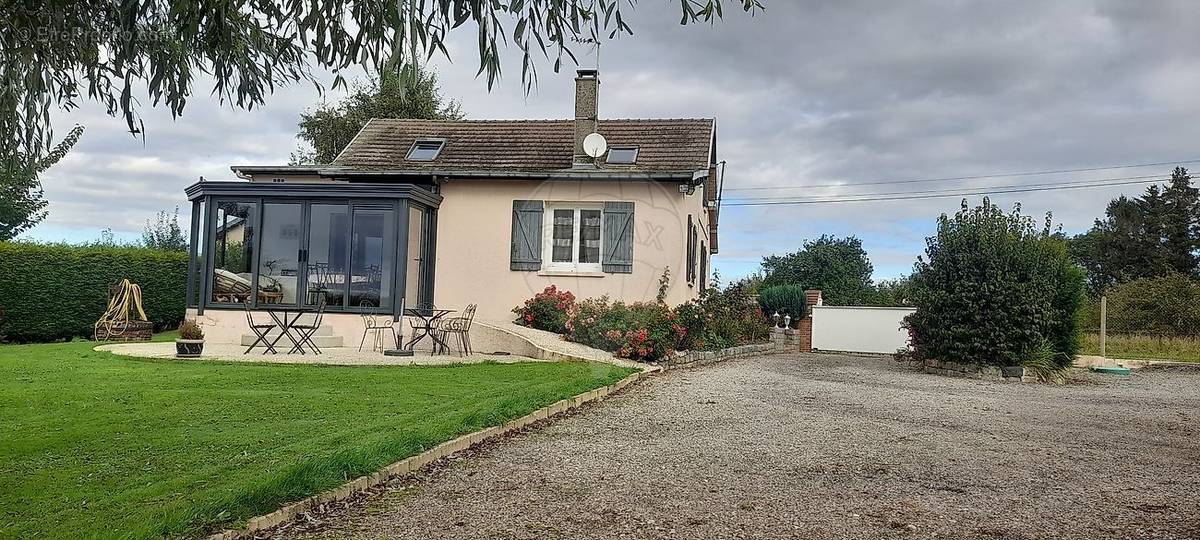 Maison à SAINT-DENIS-LE-THIBOULT