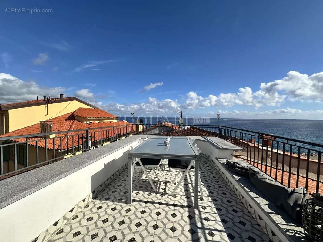 Appartement à MENTON