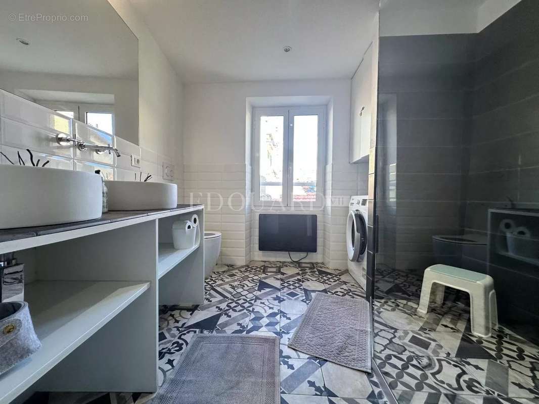 Appartement à MENTON