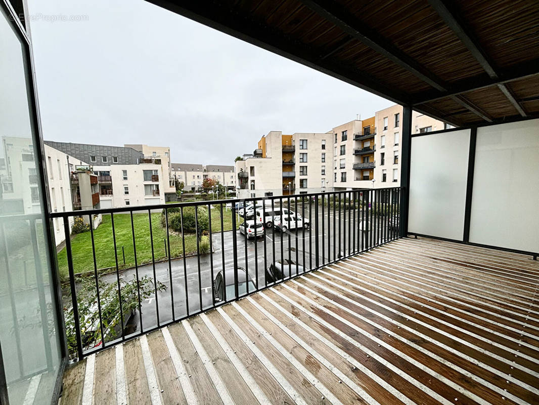 Appartement à LES PONTS-DE-CE