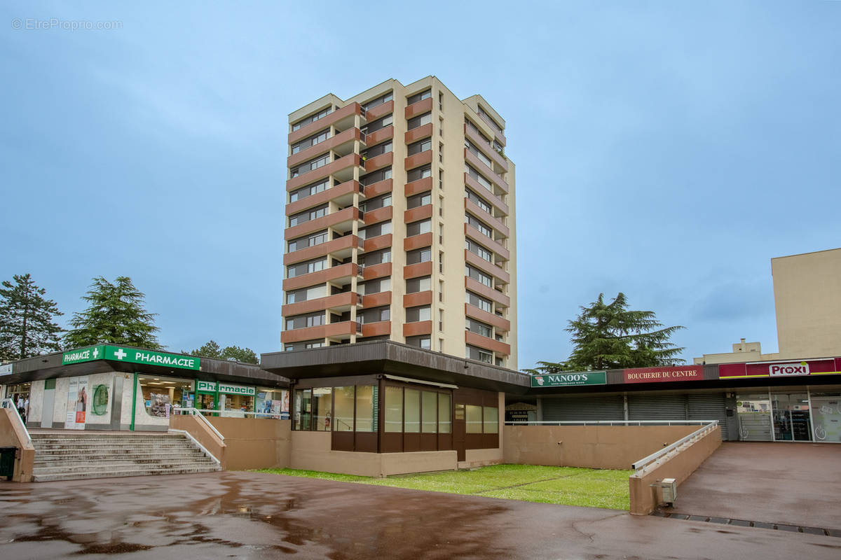 Appartement à LE PLESSIS-BOUCHARD