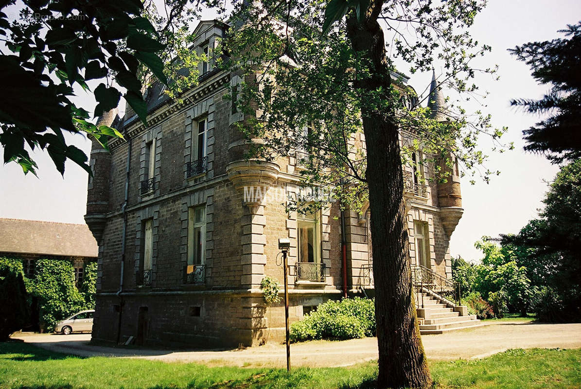 Maison à VIEUX-VY-SUR-COUESNON