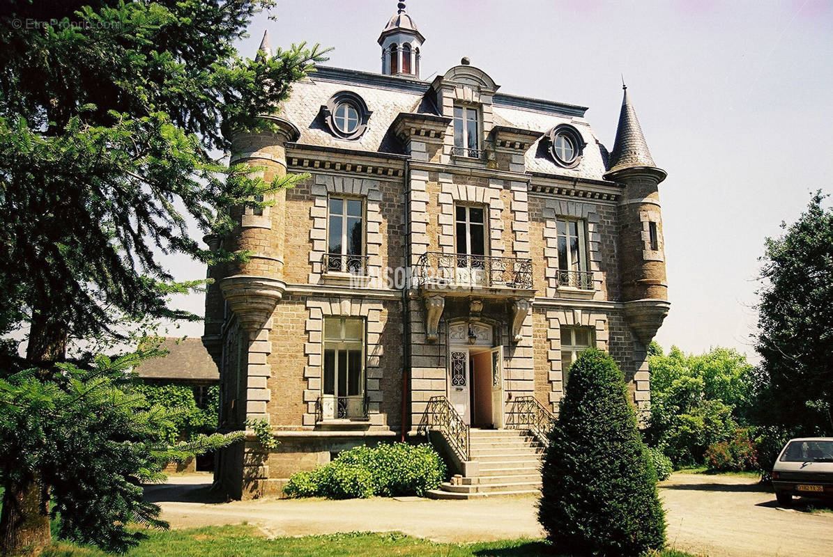 Maison à VIEUX-VY-SUR-COUESNON