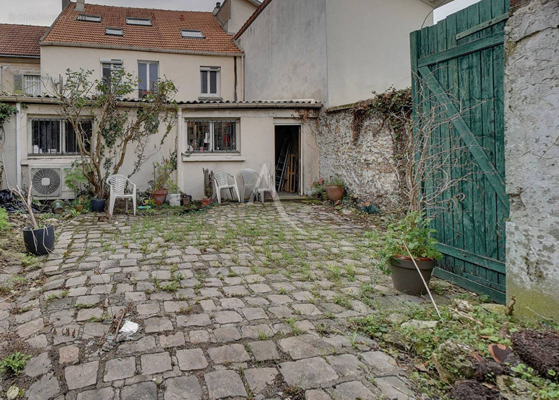 Maison à BRY-SUR-MARNE