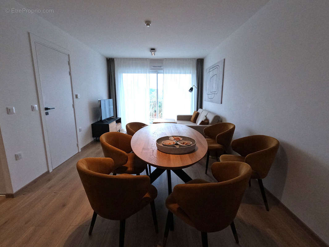 Appartement à CAMIERS