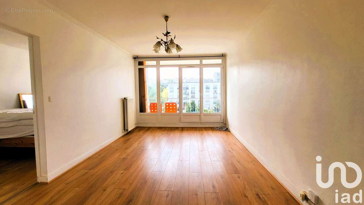 Photo 2 - Appartement à VITRY-SUR-SEINE