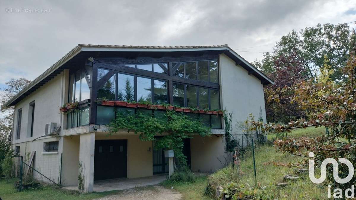 Photo 3 - Maison à ROUMAGNE