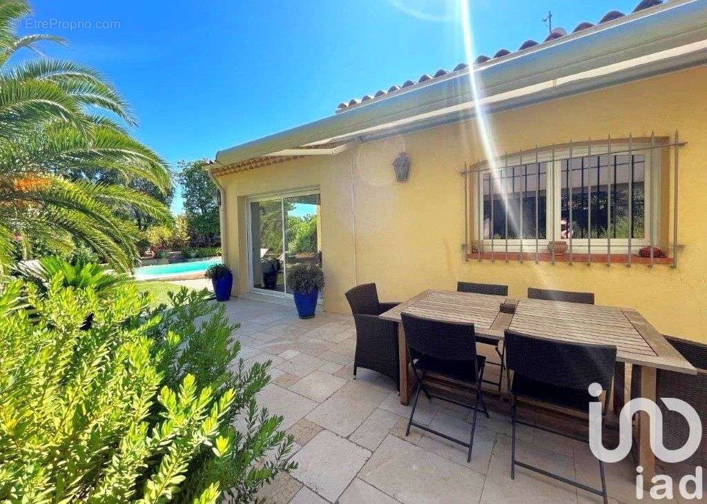 Photo 6 - Maison à FREJUS