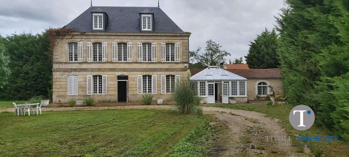 Autre à GAILLAN-EN-MEDOC