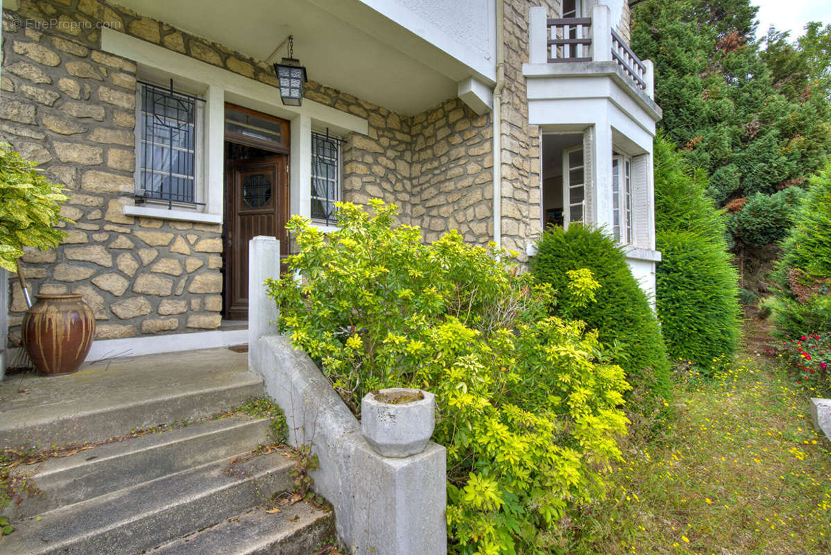 Maison à VAUCRESSON